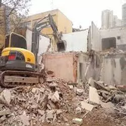 Demolidora na Zona Leste Demolidora na Zona Leste