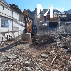 Demolidora na zona oeste Demolidora na zona oeste